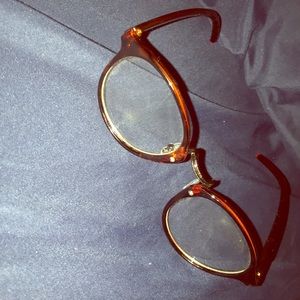 Non-Prescriptive Glasses